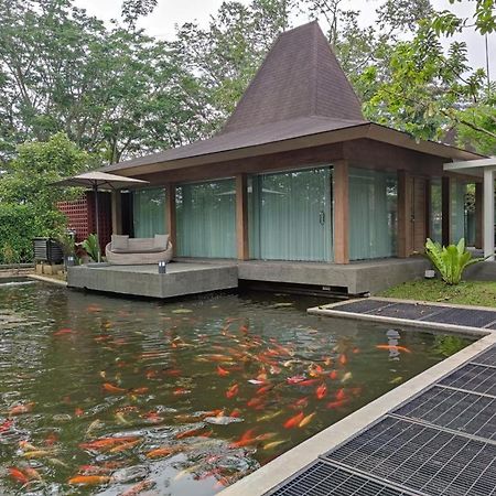 Djoglo Luxury Bungalow Wendit المظهر الخارجي الصورة